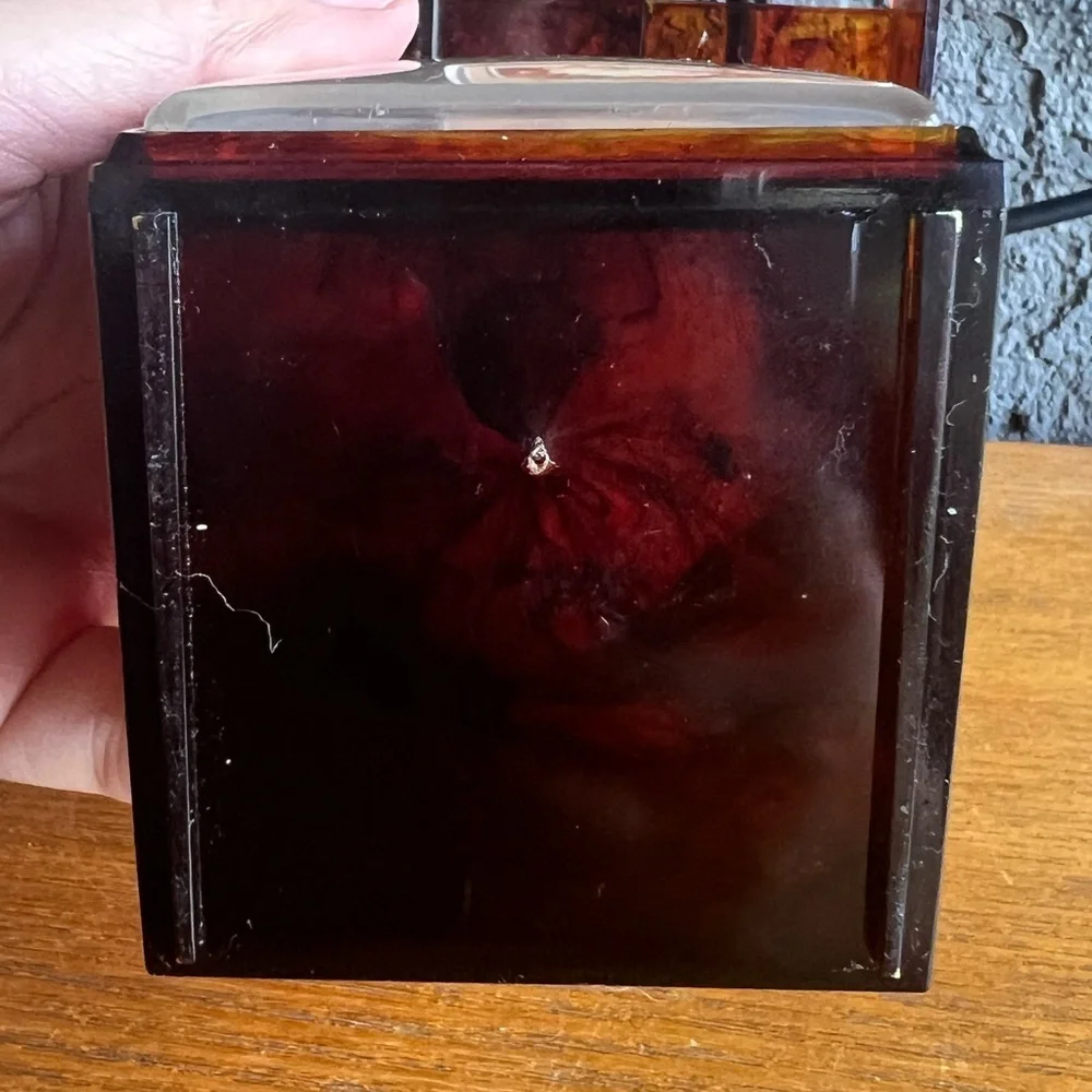 Amber Stained Plastic Springbok Hallmark Pencil and Sticky notes holder